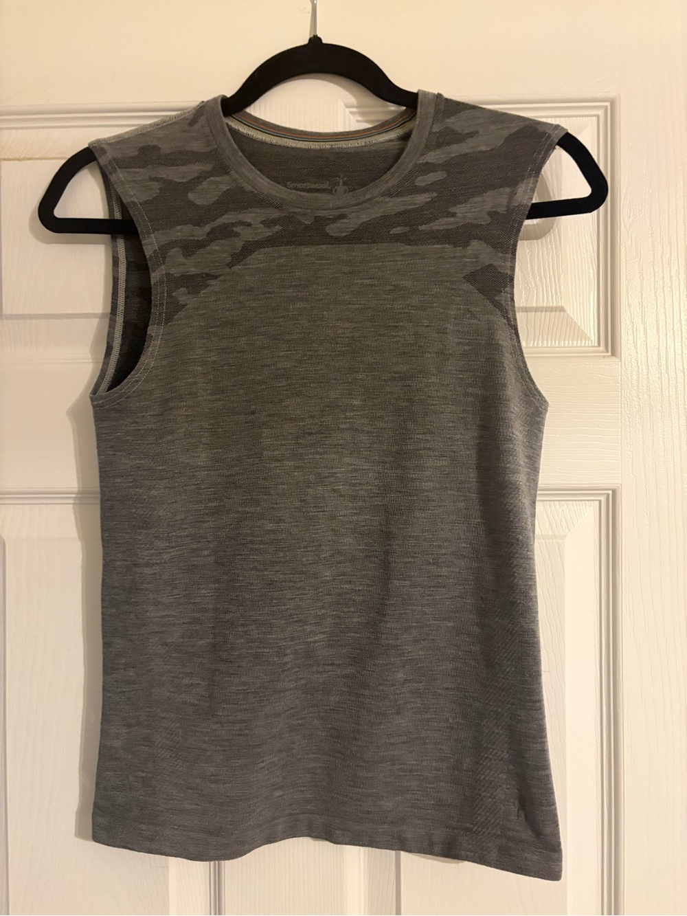 Smartwool Women’s Gray Camo Yoke Sleeveless Tank Top